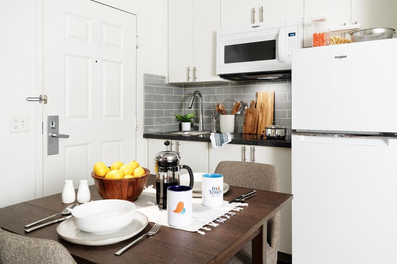 Intown Suites Extended Stay Orlando Fl - Universal ภายนอก รูปภาพ